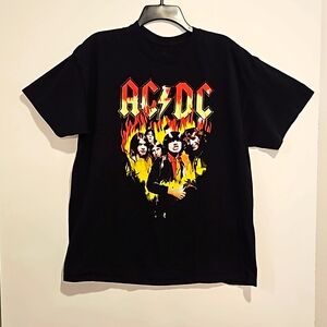 AC/DC vintage short sleeve black concert tee XL Bon Scott UNISEX
